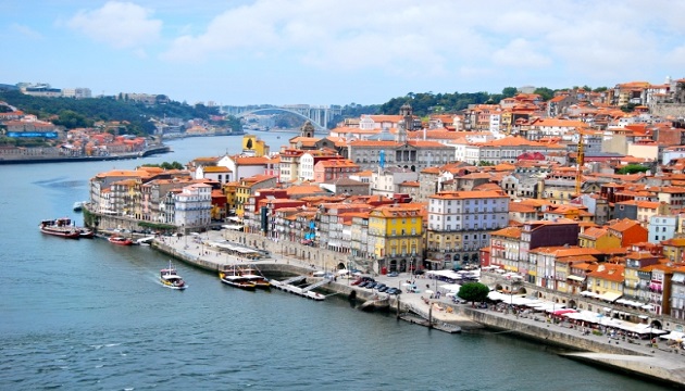 葡萄牙2週政府倒 經濟恐也跟著倒 | 文章內置圖片