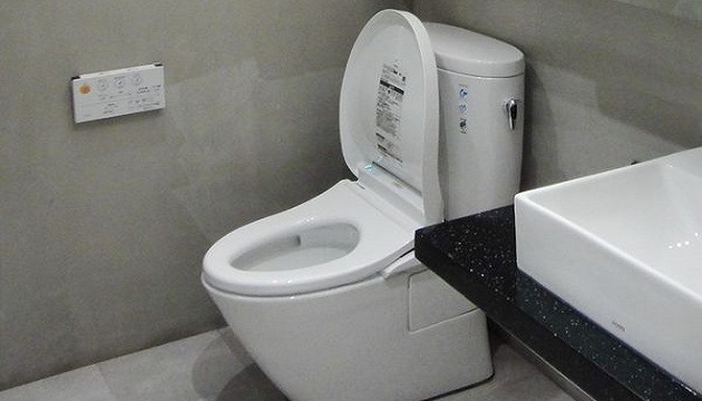 解決哀怨洗廁所 PANASONIC開發新型馬桶