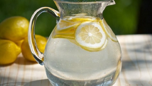 檸檬酸不一定要吃檸檬 喝檸檬水也可 | 文章內置圖片