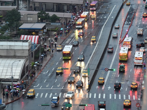 大台北公車計畫明年漲價 交通部不給補貼 | 文章內置圖片