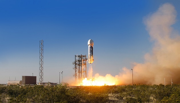 全球首例 貝佐斯二手火箭成功落地