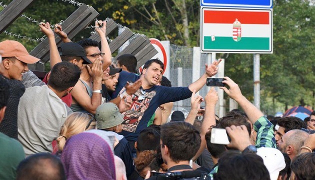 防難民偷渡比利時 警力駐地暫停申根通行 | 文章內置圖片