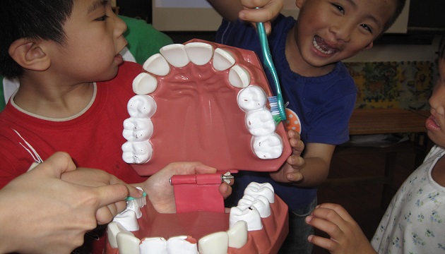 潔牙口腔保健 把握黃金10分中減少蛀牙、牙周病 | 文章內置圖片