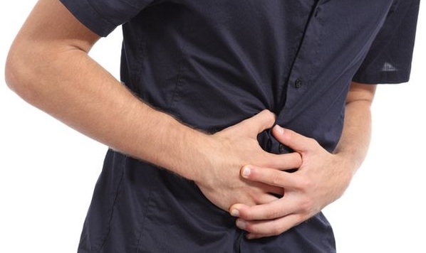 老翁背痛吃消炎藥止痛 未正常用藥反導致胃穿孔