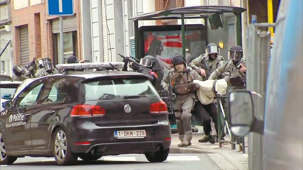 巴黎恐攻主嫌落網 比利時再遭死客連環爆 | 文章內置圖片