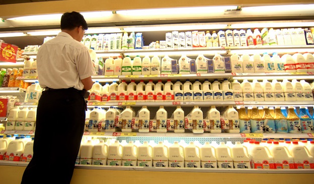 颠覆健康改念！喝全脂牛奶的好处比喝低脂多 | 文章内置图片