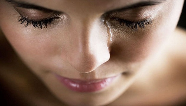 女生天生就愛哭？哭泣其實可以幫助健康！