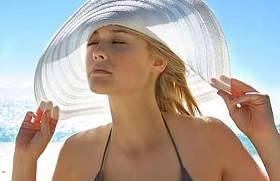 女性夏季防曬　別忘了保護頭髮 | 文章內置圖片