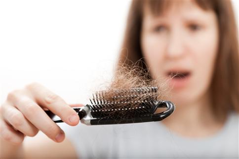 你有失眠加重掉髮困擾嗎？針灸治療一併改善！