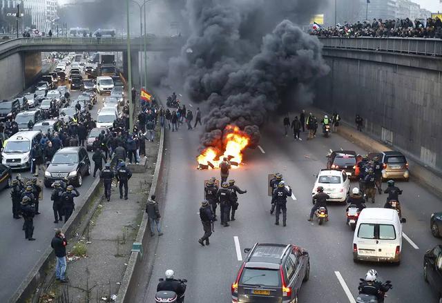 法國罷工持續擴大 交通恐癱瘓！ | 文章內置圖片