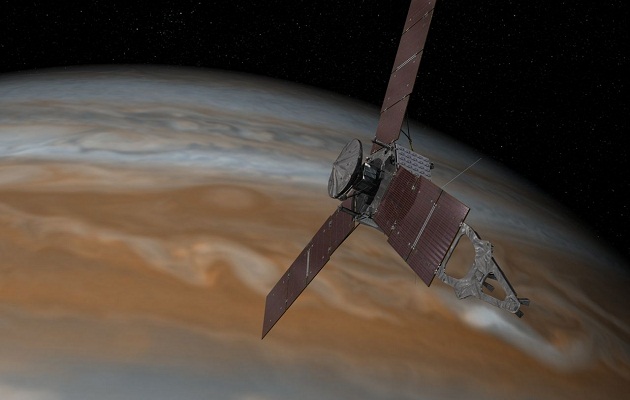 朱諾號克服輻射層傳回照片 木星被其他3顆衛星擁戴著呢！