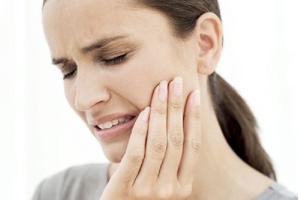 造成牙齒酸蝕的元兇竟然有這幾種！？
