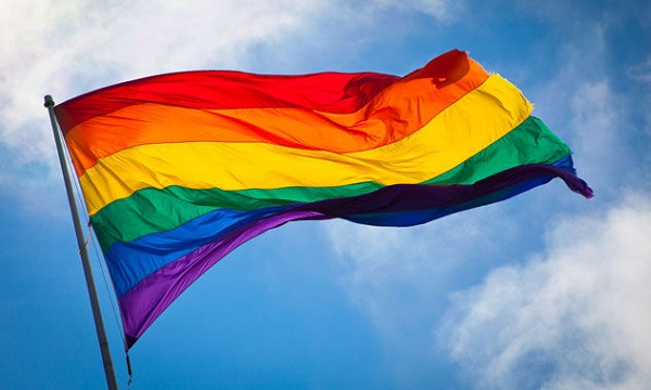 彩虹旗將於北市府旗桿飄揚！　10月29日歡慶同志遊行！