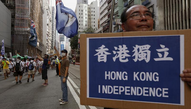 中國堅持通過第104條釋法　不理會香港大遊行！
