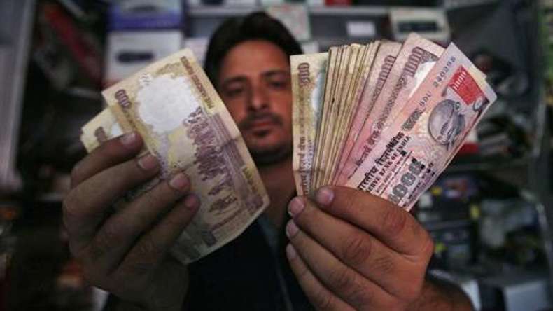 印度總統廢止舊鈔 喪命噩耗頻頻傳出 | 文章內置圖片