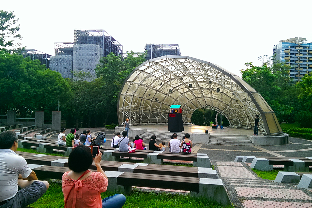 吃太飽去哪散步?台北市這幾座公園 晚上去超有感~ | 文章內置圖片