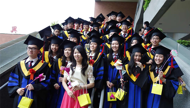 攻讀海外  高中畢業出國人數翻倍漲