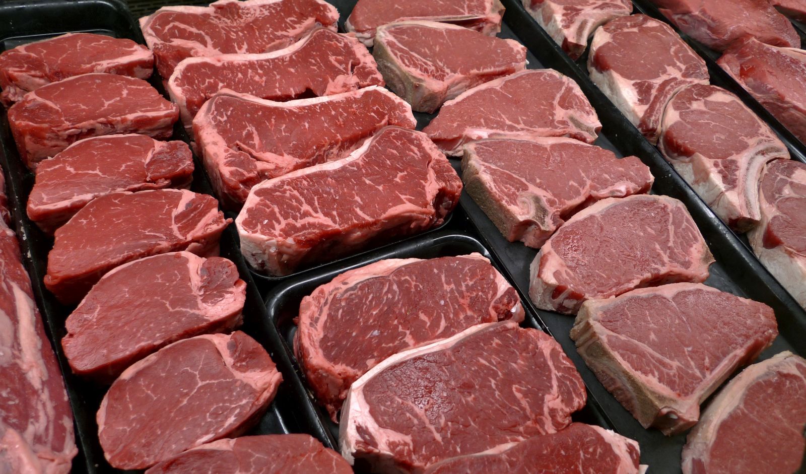 感染肉賣150國  巴西總統以身試吃 | 文章內置圖片