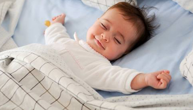 預防嬰兒猝死 「仰睡為首要」！ 給寶寶安全睡眠環境