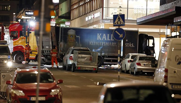 瑞典首都斯德哥爾摩市發生卡車衝撞事件