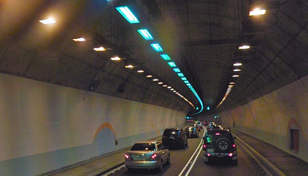 雪山隧道未達70之慢速車輛將於4月10日起取締