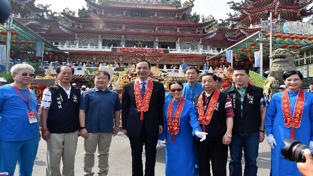 正值五月母親節台北母娘文化季遶境 朱市長上香祈求國泰民安