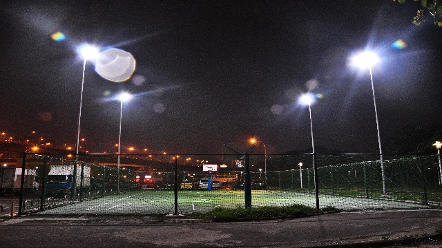 北市府推动市民户外运动 增设首座大功率LED户外休闲运动场