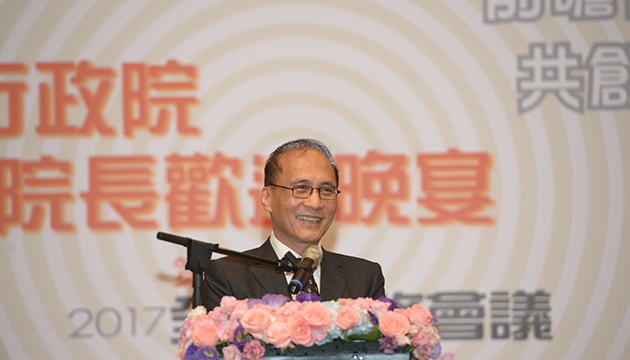 林揆向僑領宣示推動前瞻建設決心 盼為台灣未來奠定基礎