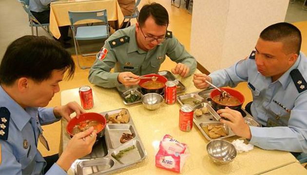 官兵爆早餐難吃 空軍:有起司蛋餅、綠豆湯 | 文章內置圖片