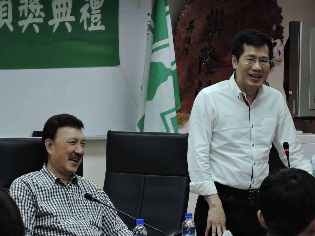 高志鵬有意選新北市長 余天「我叫他不要選」 | 文章內置圖片