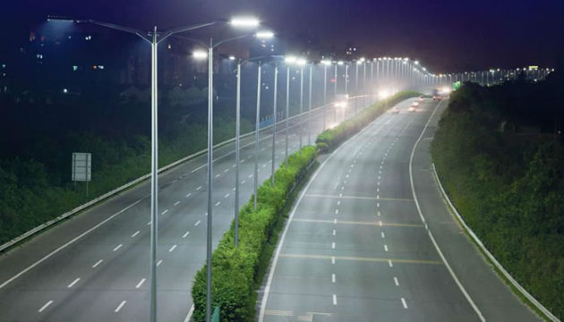 高速公路照明系統兼顧行車安全及降低生態衝擊