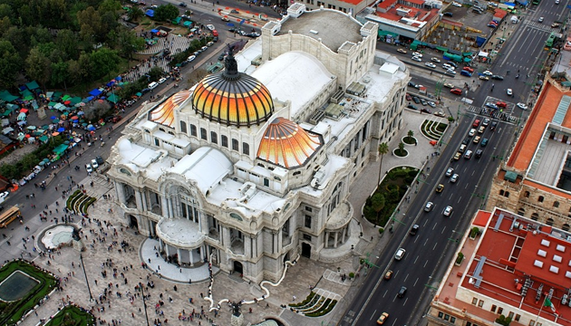 墨西哥7.1強震百人喪命　5台僑受困倒塌建物