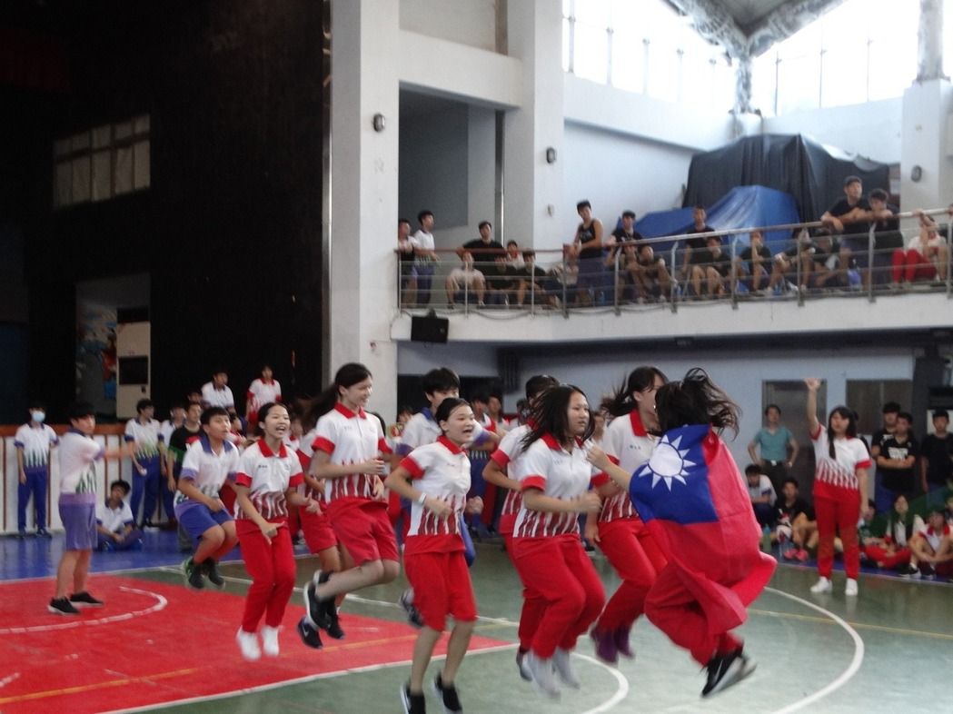 宜蘭跳跳國旗活動 創意詮釋國旗 | 文章內置圖片