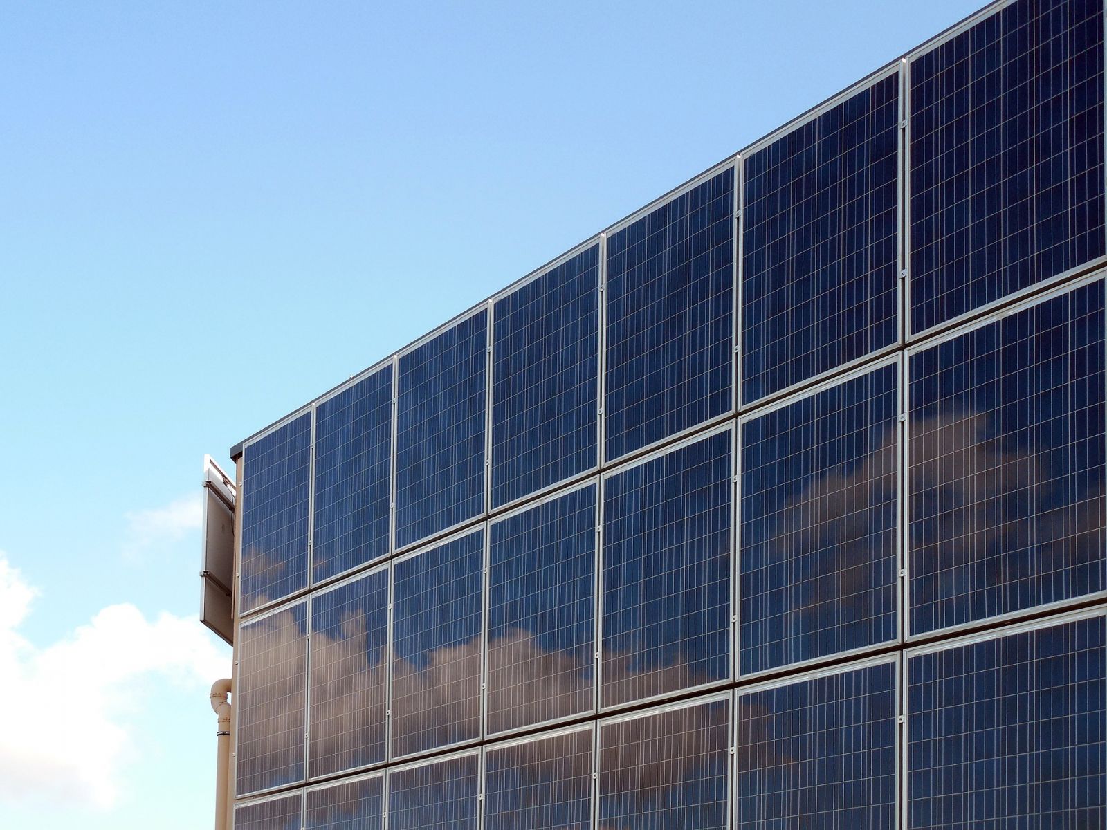 太陽能電池三大廠合併 整合優勢 | 文章內置圖片