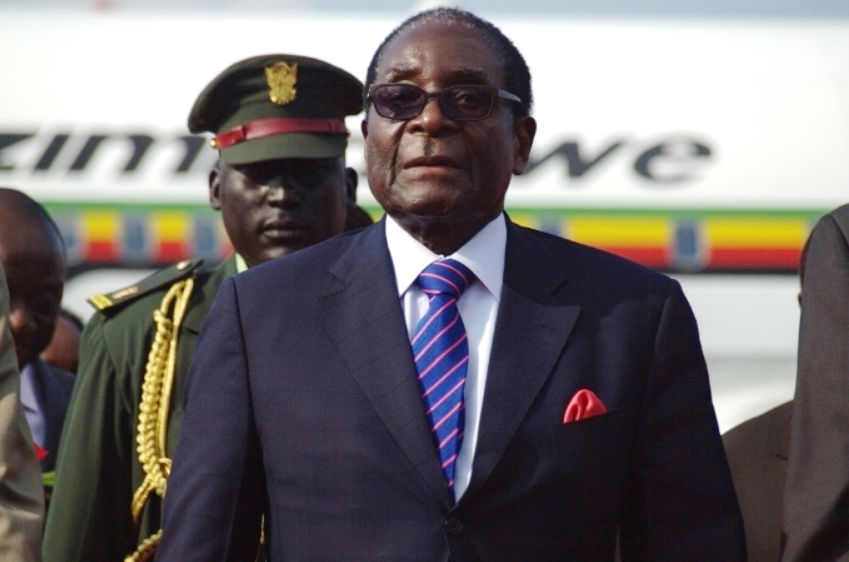 辛巴威國父變裊雄 獨裁穆加比貪腐、政策不當 | 文章內置圖片