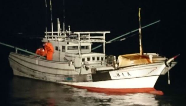 澎湖漁船漂流記 嘉義海巡機警助回港