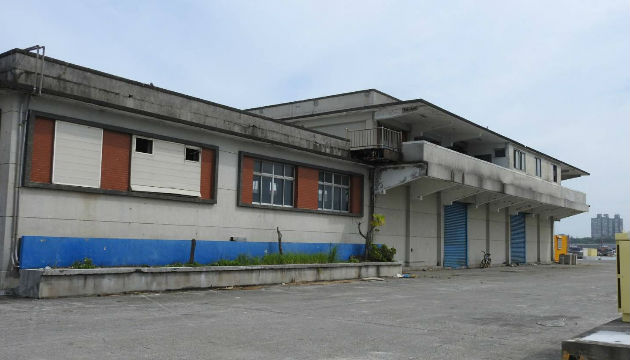 航港局自辦工程再造土地活化 花蓮港16號碼頭客運大樓報廢拆除