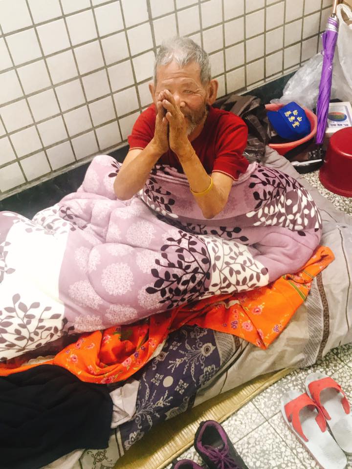 台湾急难救护协会劝募物资，关怀弱势家庭 | 文章内置图片