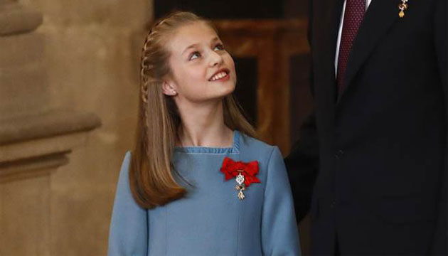 西班牙长公主成未来女王 小小年纪获颁金羊毛勋章 | 文章内置图片