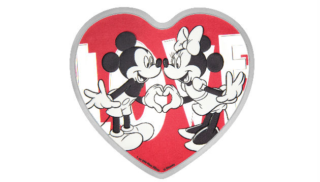 迪士尼Love彩色精鑄銀幣，浪漫上市！