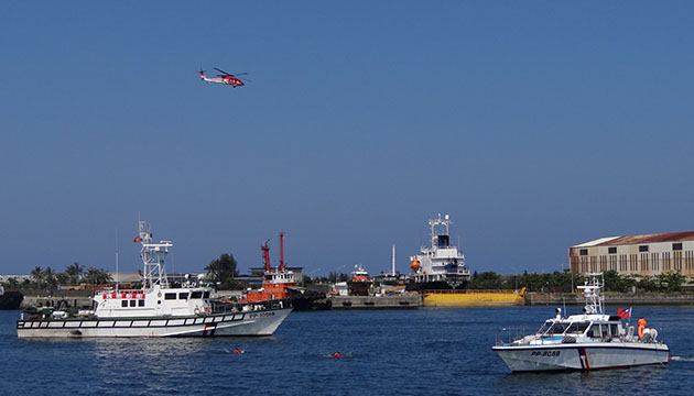 航港局與海洋委員會共同舉辦聯合救難演練 提升港區緊急應變能力
