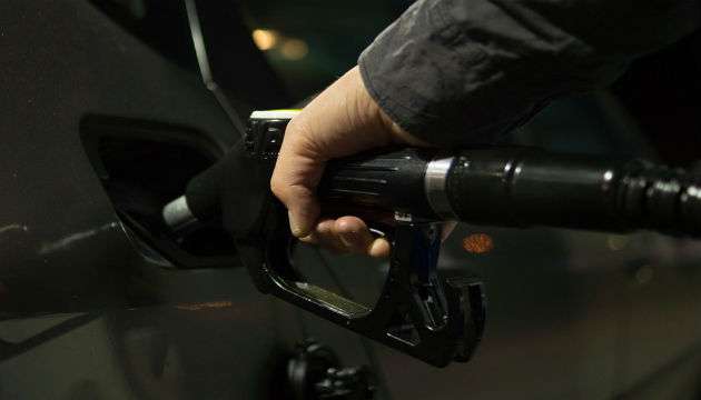 國內汽、柴油價格今日起各調降0.4元
