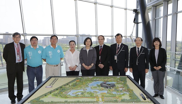 蔡英文總統訪視故宮南院　肯定陳其南院長領航故宮新願景