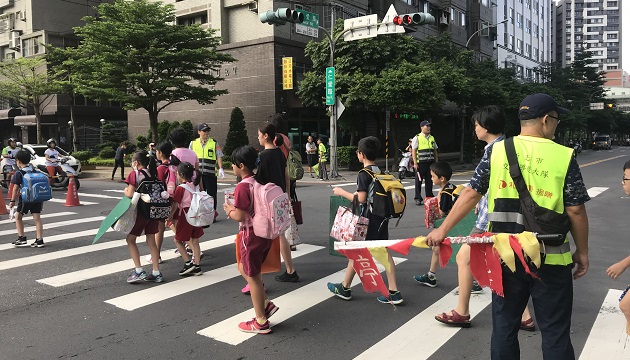 護童勤務警民合力，秉持一貫決心讓家長安心