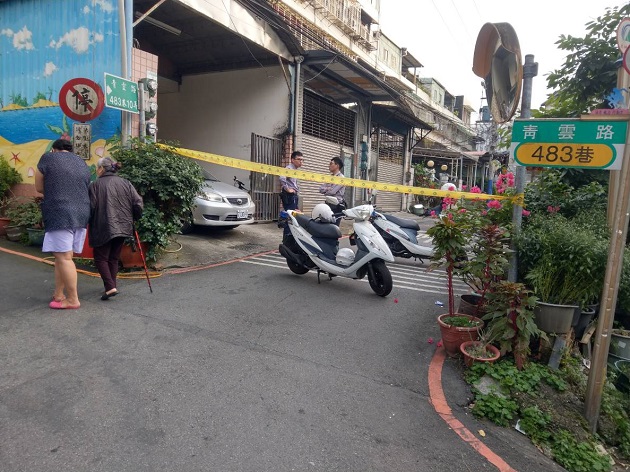 員警巡邏盤查闖紅燈車輛，查獲失竊汽車及毒品通緝 | 文章內置圖片