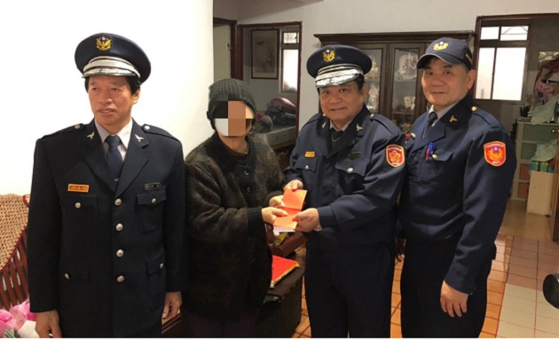 土城暖警关怀弱势家庭及独居老人 | 文章内置图片