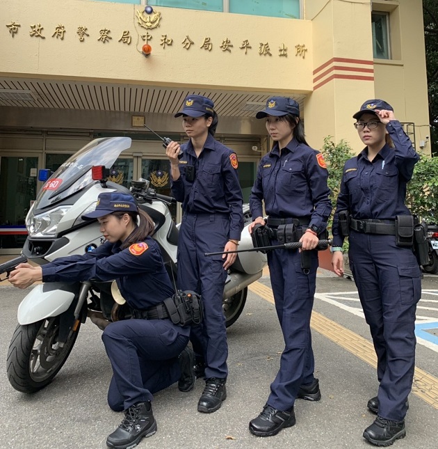 警察新制服照过来！中和警抢眼曝光一次看个够 | 文章内置图片