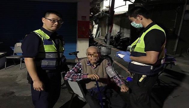 90歲老翁中和迷失到永和 警即刻救援