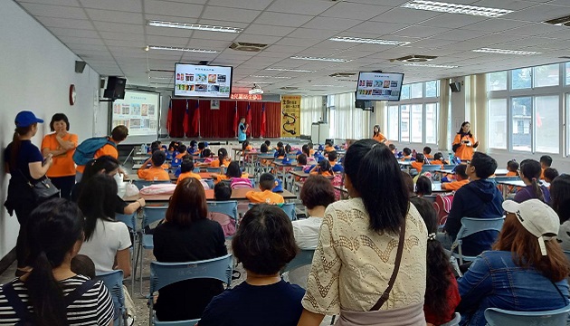 幼兒園淡水警分局參訪 犯罪預防觀念向下扎根 | 文章內置圖片