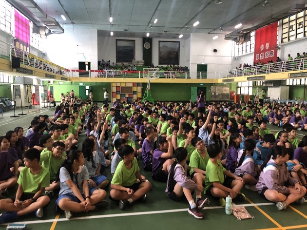 新生代艺人挺身反毒!中和警走入校园宣导犯罪预防 | 文章内置图片